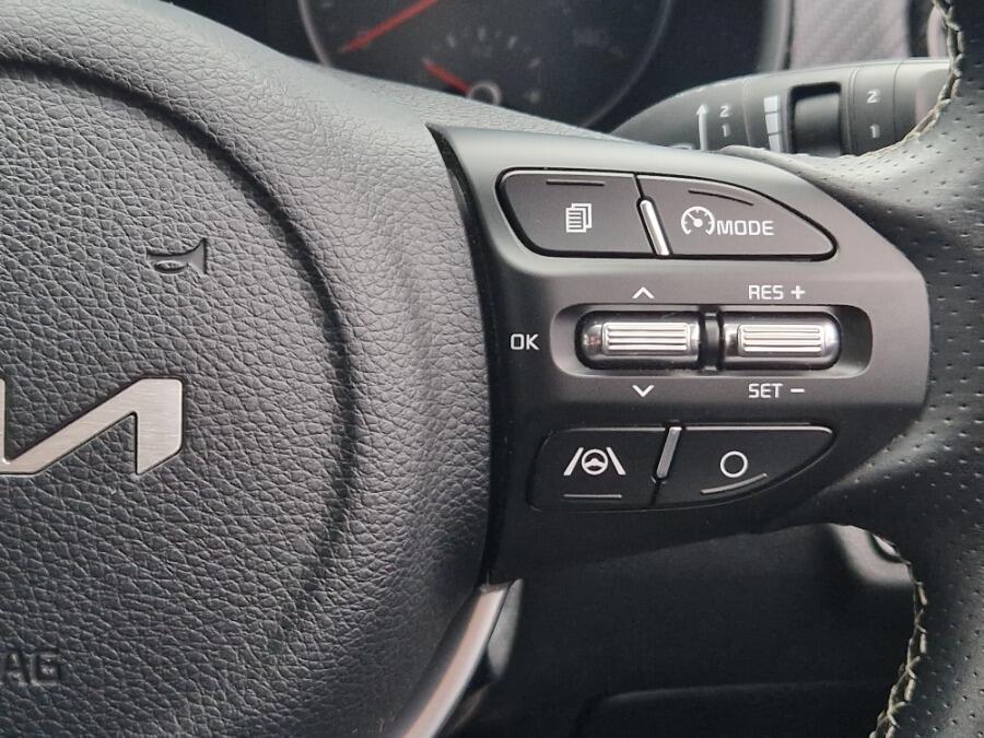 Used Kia Stonic 2023 for sale - 76247680: Photo 78