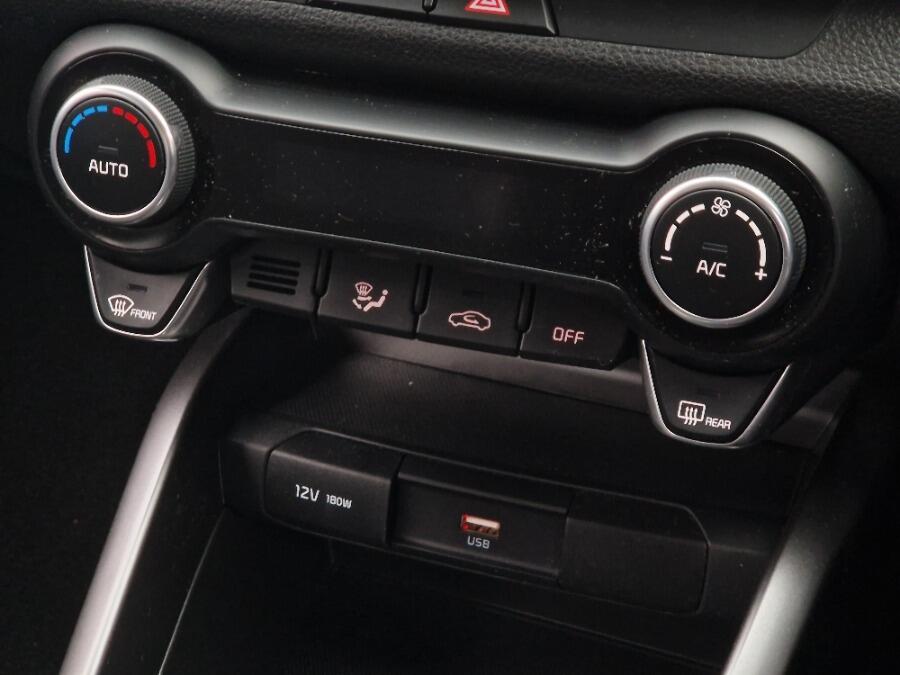 Used Kia Stonic 2023 for sale - 76247680: Photo 81