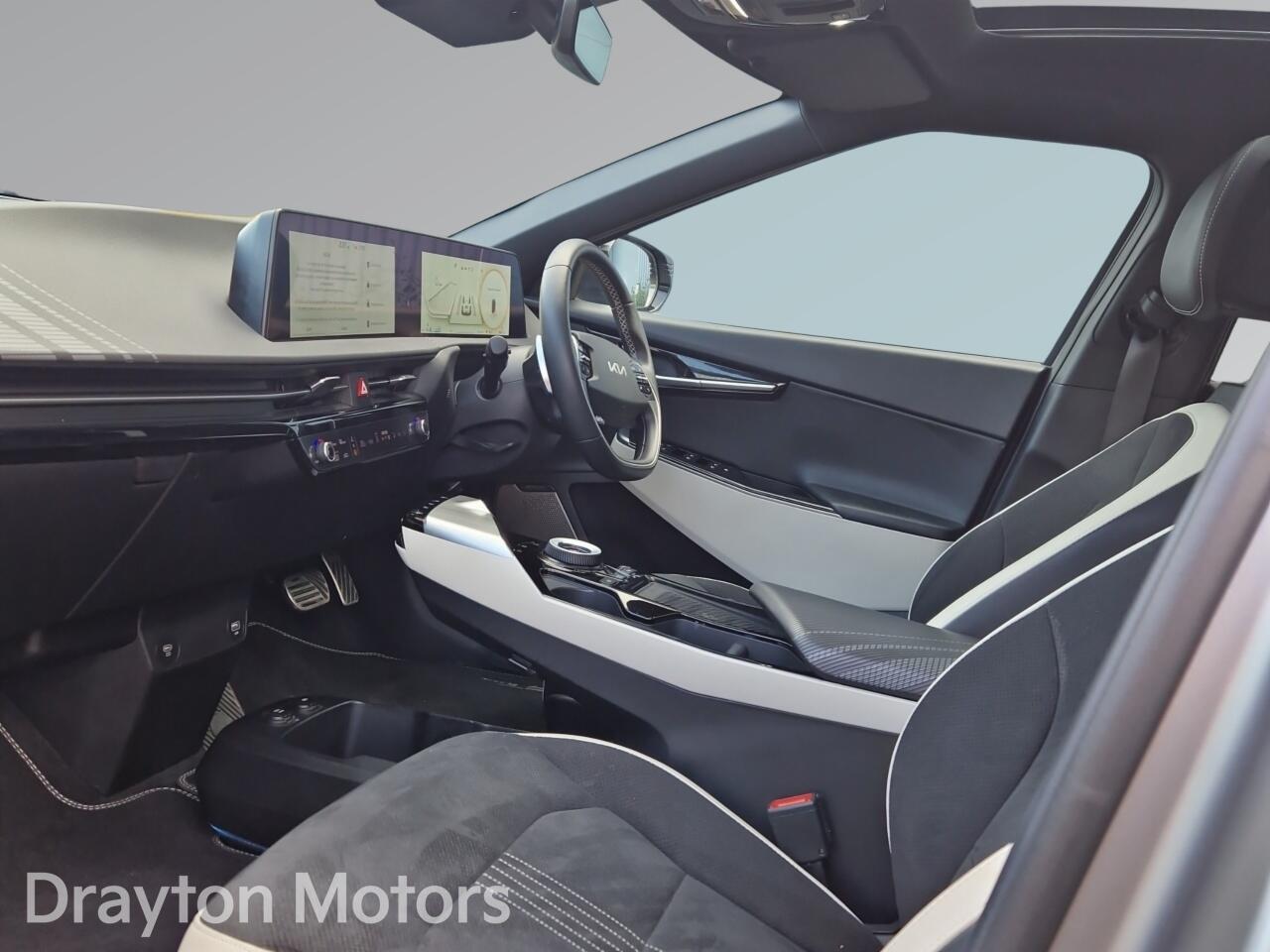 Used Kia EV6 for sale - 77549652: Photo 12