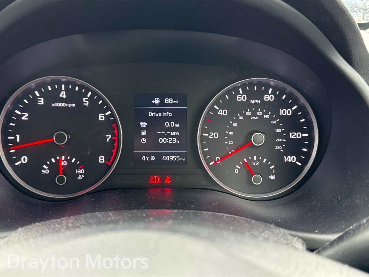 Used Kia Stonic 2019 for sale - 77598777: Photo 19