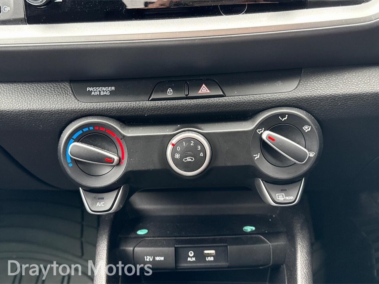 Used Kia Stonic 2019 for sale - 77598777: Photo 25