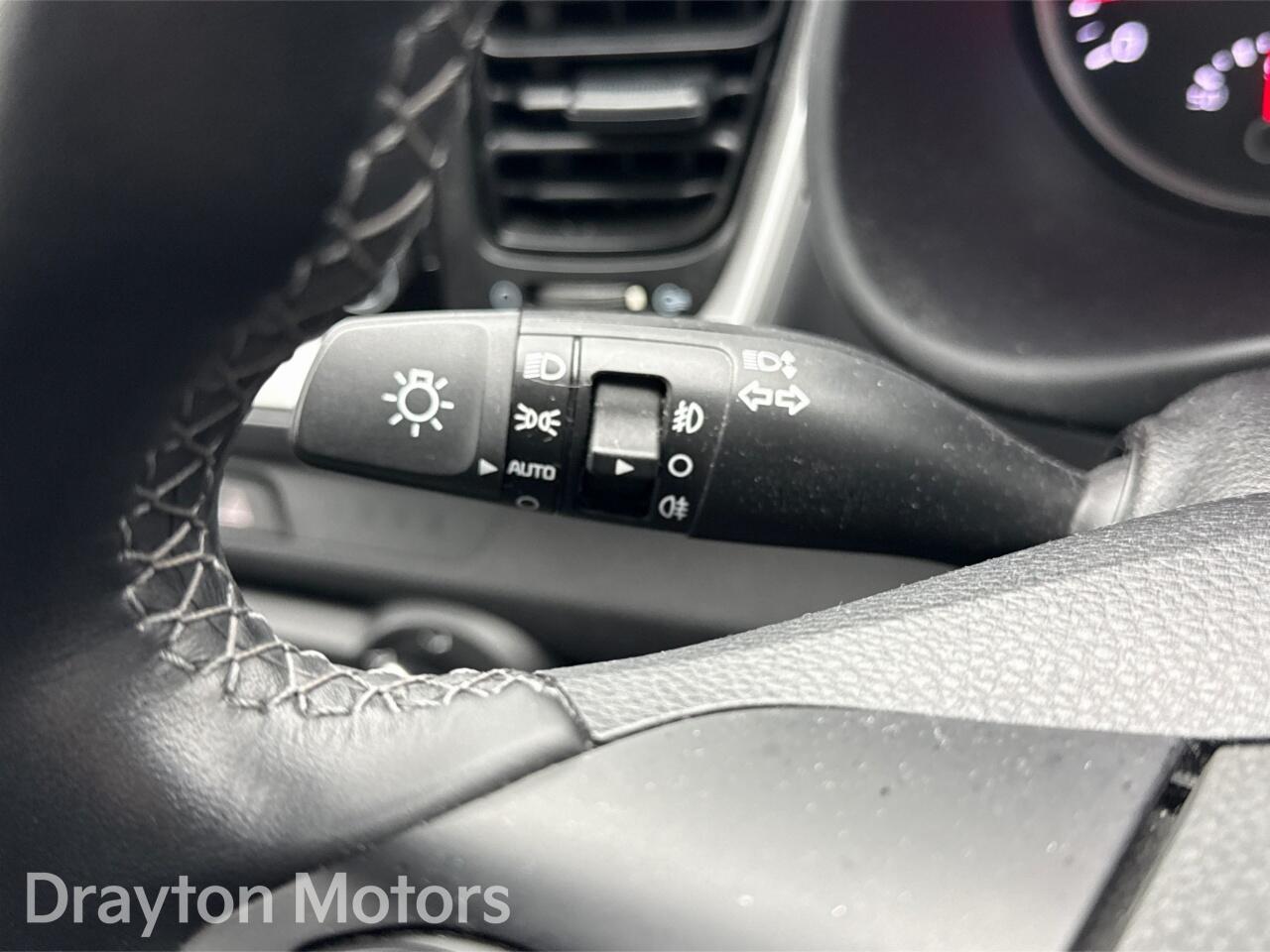 Used Kia Stonic 2019 for sale - 77598777: Photo 29