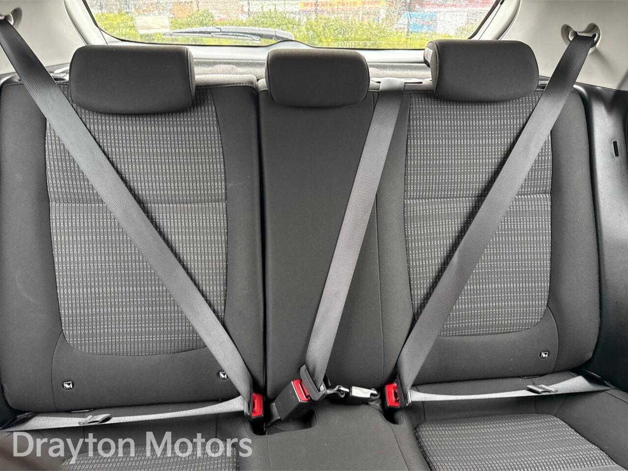 Used Kia Stonic 2019 for sale - 77598777: Photo 34