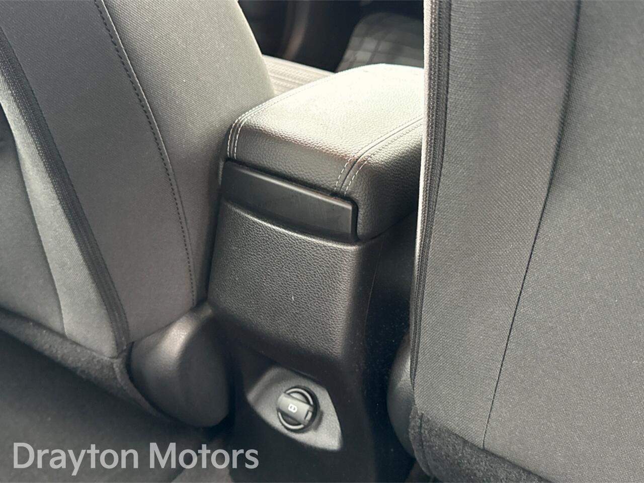 Used Kia Stonic 2019 for sale - 77598777: Photo 35