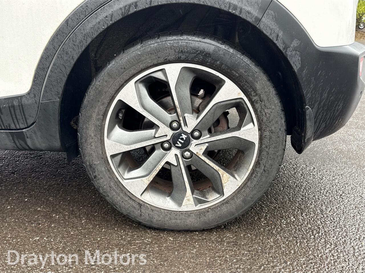 Used Kia Stonic 2019 for sale - 77598777: Photo 39