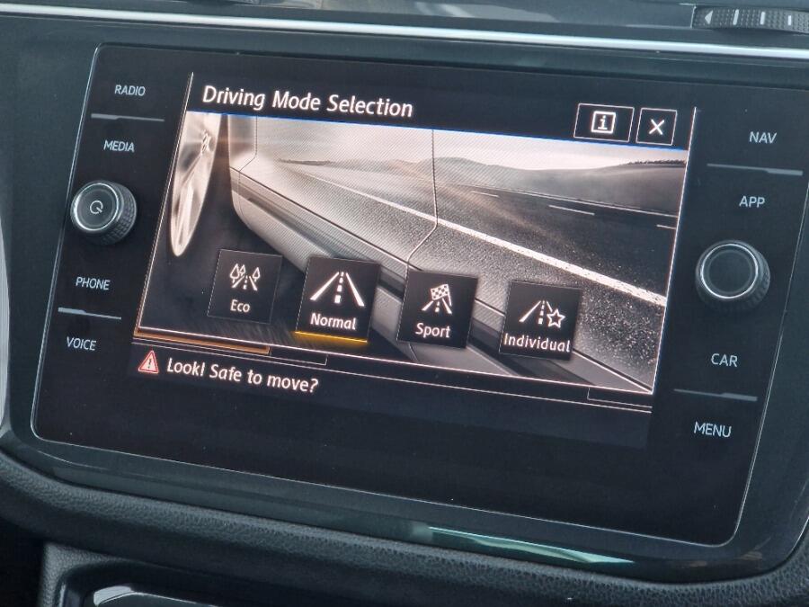 Used Volkswagen Tiguan 2019 for sale - 76108677: Photo 62