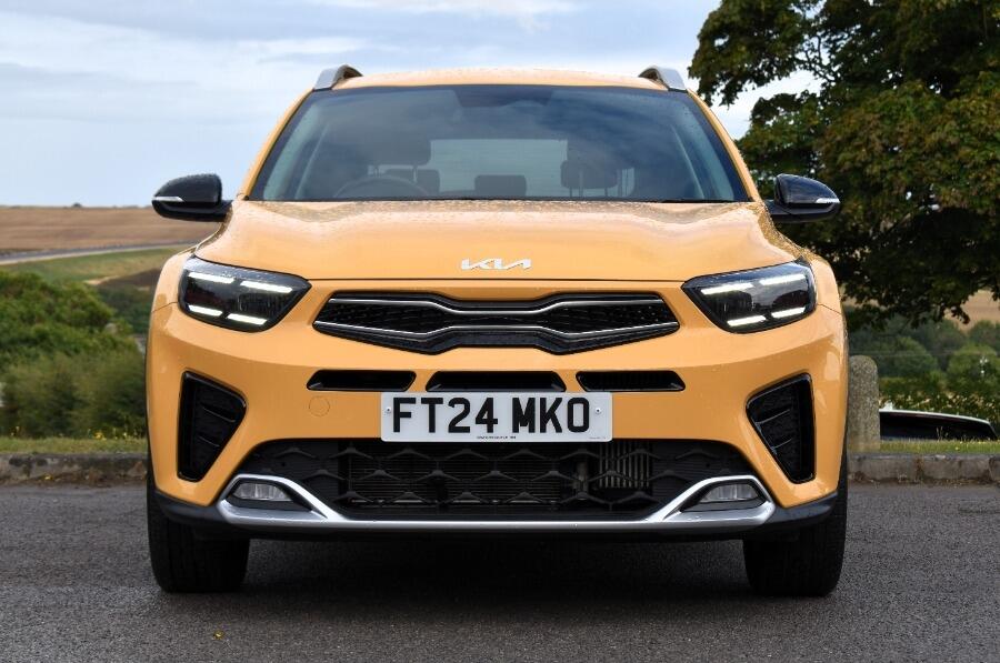 Used Kia Stonic 2024 for sale - 76765152: Photo 2