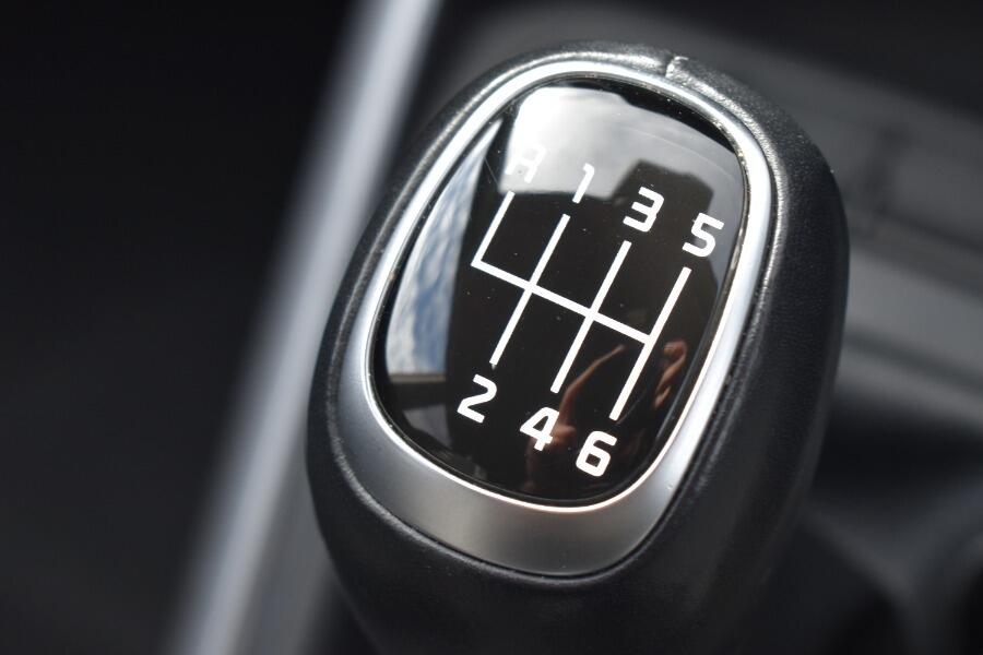 Used Kia Stonic 2024 for sale - 76765152: Photo 29