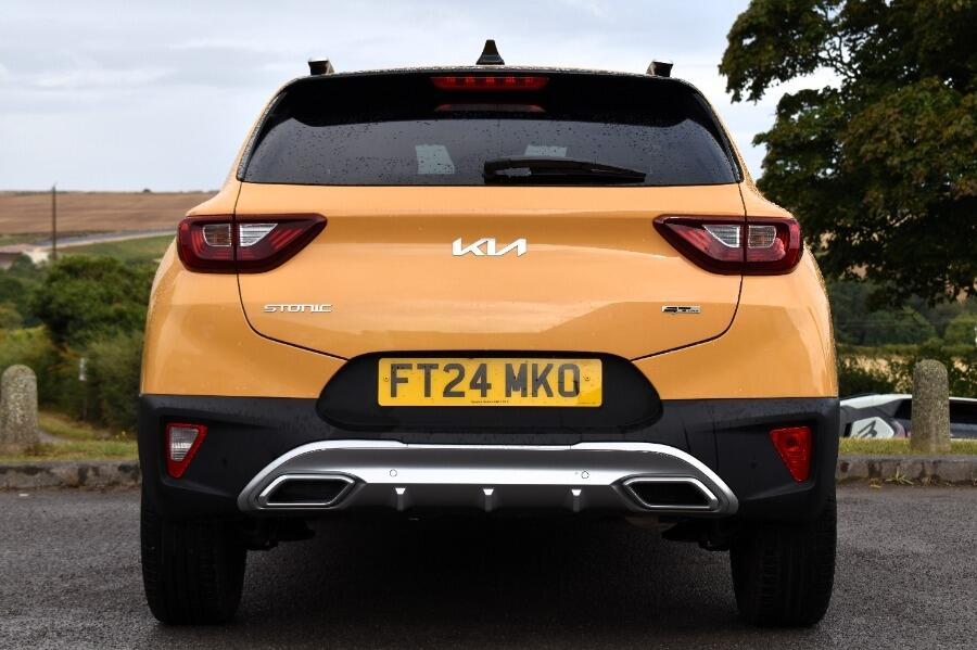 Used Kia Stonic 2024 for sale - 76765152: Photo 3