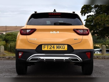 Used Kia Stonic 2024 for sale - 76765152: Photo