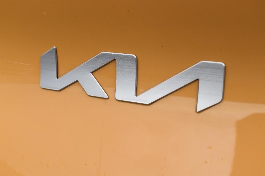 Used Kia Stonic 2024 for sale - 76765152: Photo 9