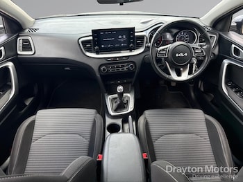 Used Kia Ceed 2023 for sale - 78586393: Photo