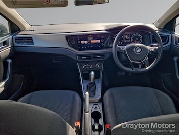 Used Volkswagen Polo 2019 for sale - 79316335: Photo