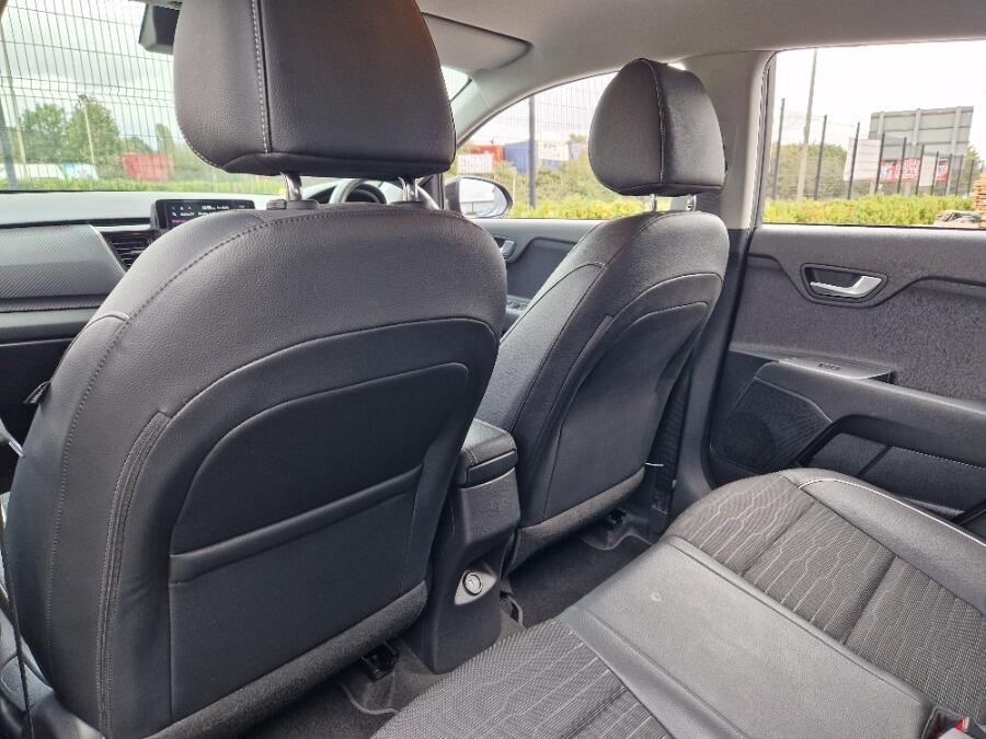 Used Kia Stonic 2022 for sale - 76109599: Photo 51