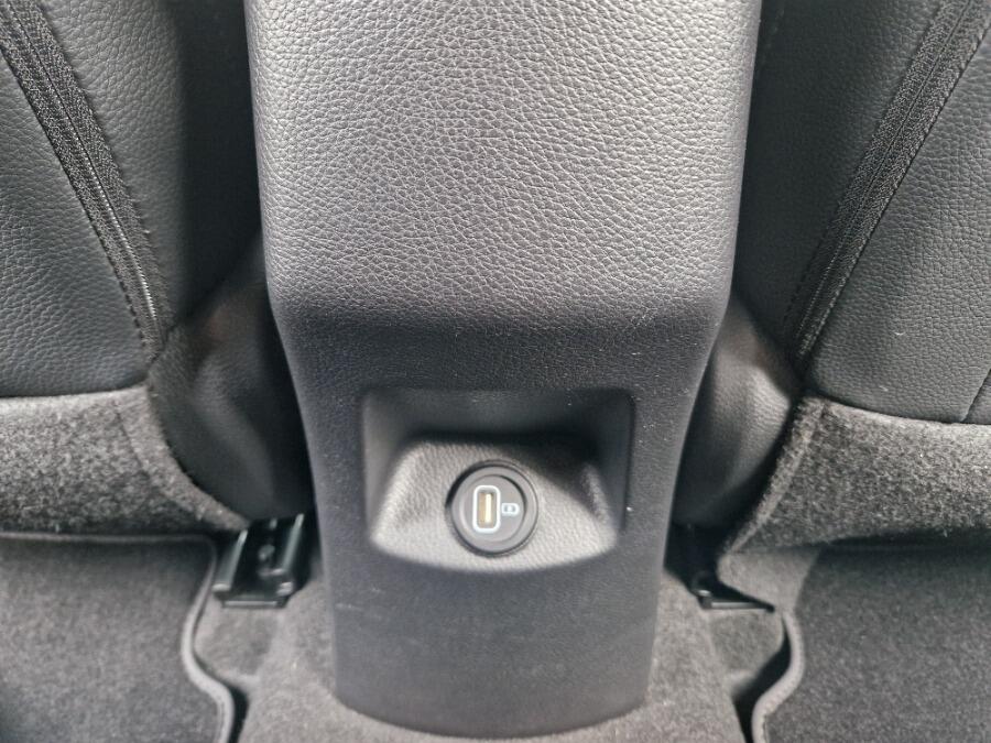 Used Kia Stonic 2022 for sale - 76109599: Photo 64