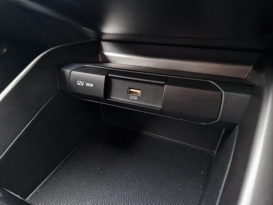 Used Kia Stonic 2022 for sale - 76109599: Photo 65