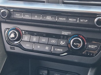 Used Kia Niro 2021 for sale - 76538905: Photo