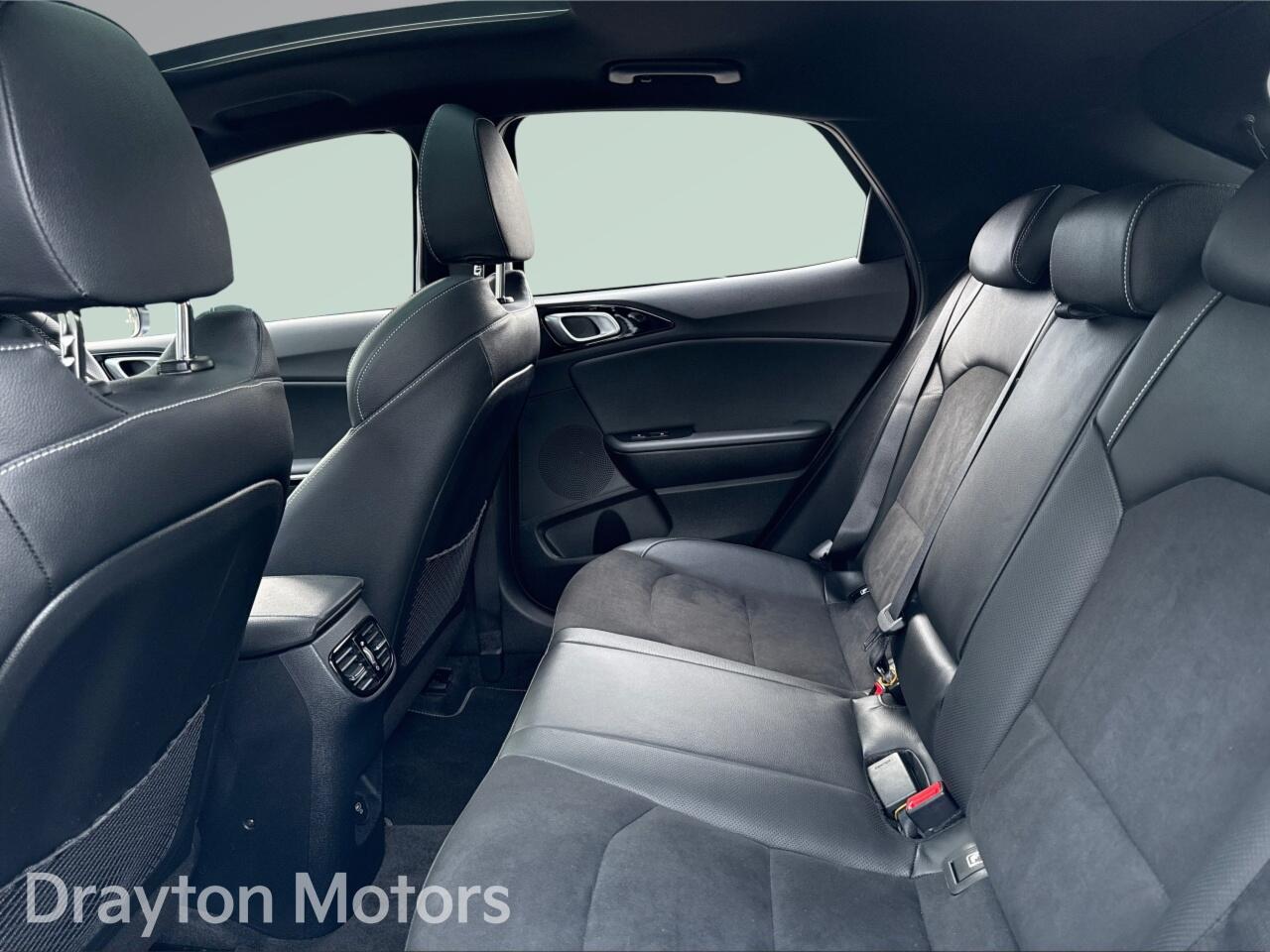 Used Kia XCeed 2025 for sale - 77524120: Photo 14