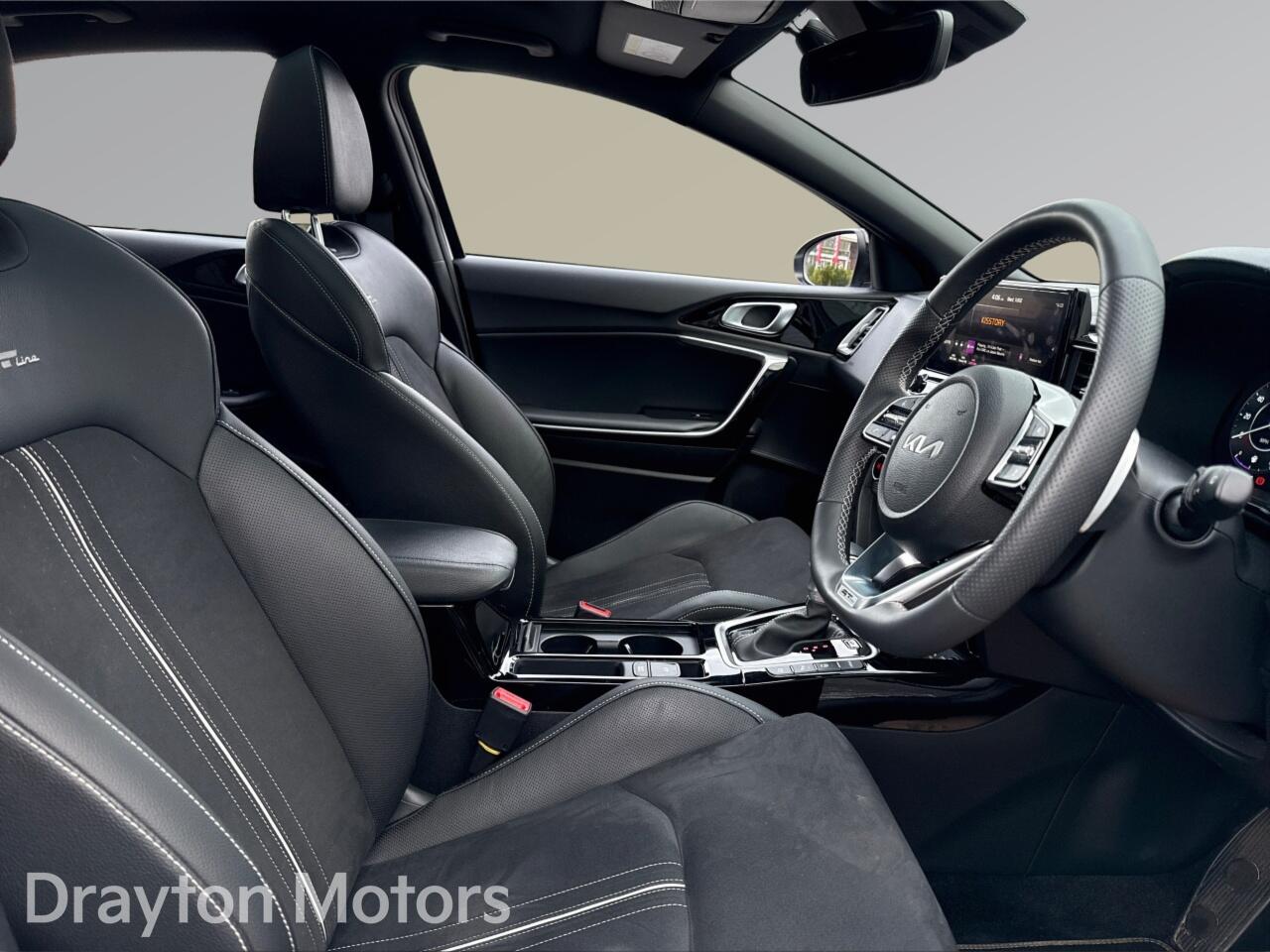 Used Kia XCeed 2025 for sale - 77524120: Photo 15