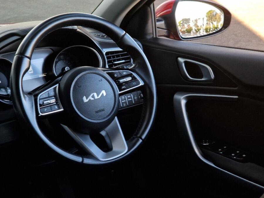 Used Kia XCeed 2023 for sale - 76059555: Photo 75
