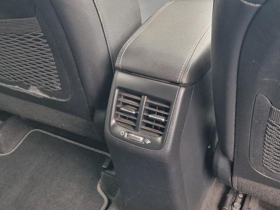 Vehicle 33