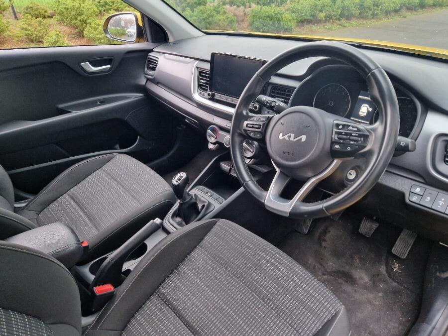 Used Kia Stonic 2022 for sale - 76371642: Photo 17
