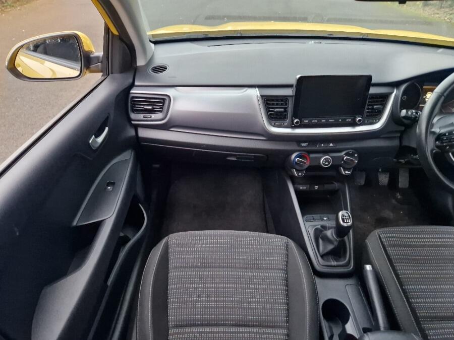 Used Kia Stonic 2022 for sale - 76371642: Photo 30