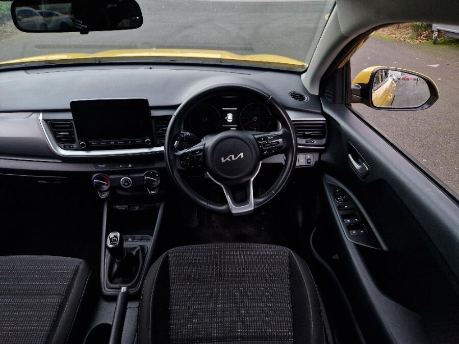 Used Kia Stonic 2022 for sale - 76371642: Photo 35