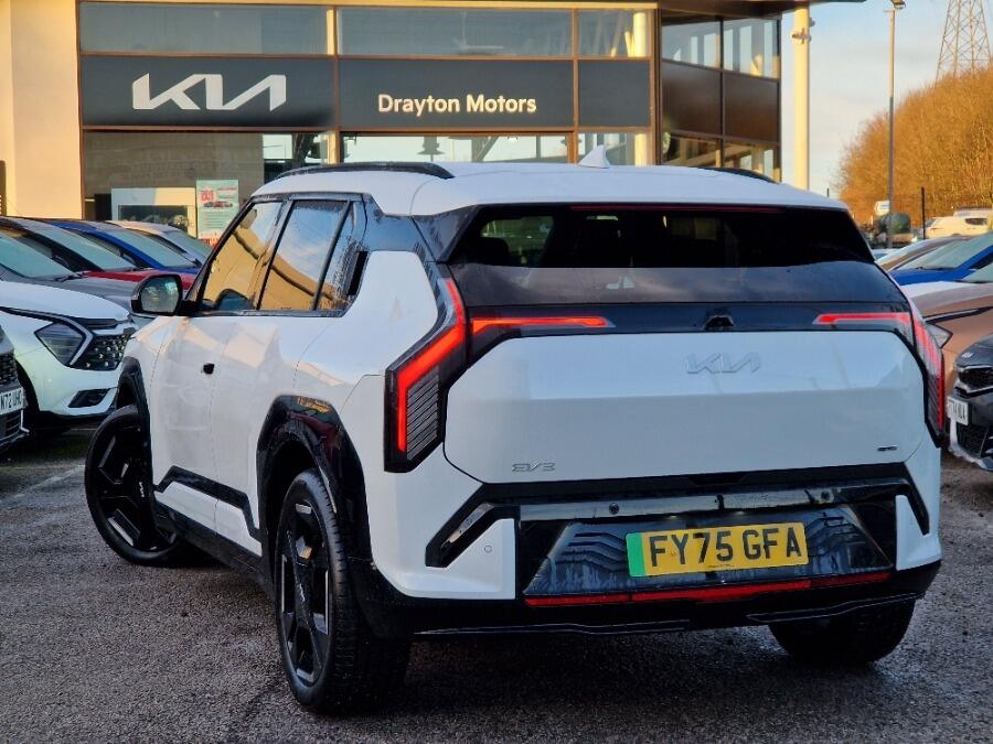 Used Kia EV3 2025 for sale - 77109324: Photo 2
