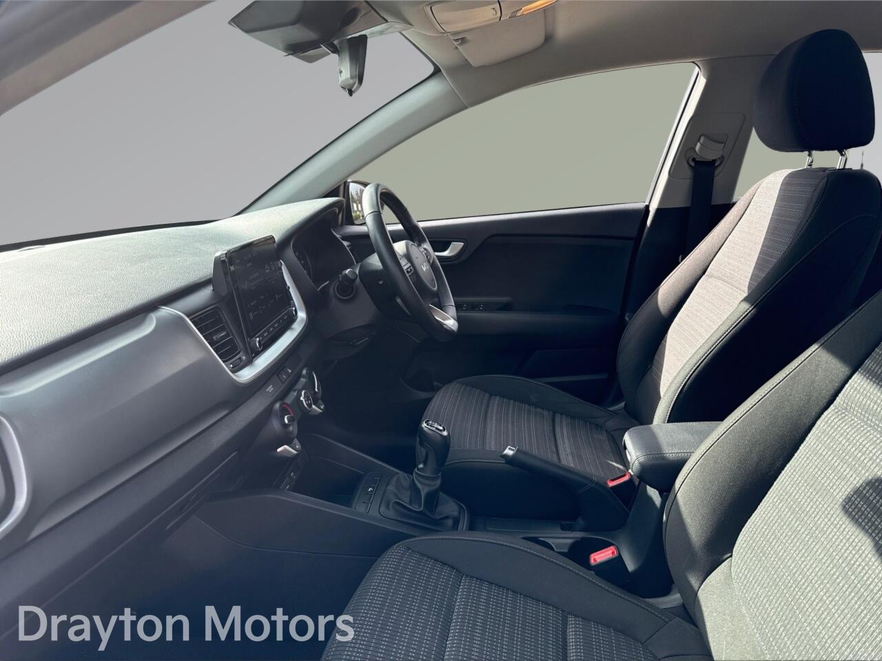 Used Kia Stonic 2022 for sale - 77824455: Photo 12