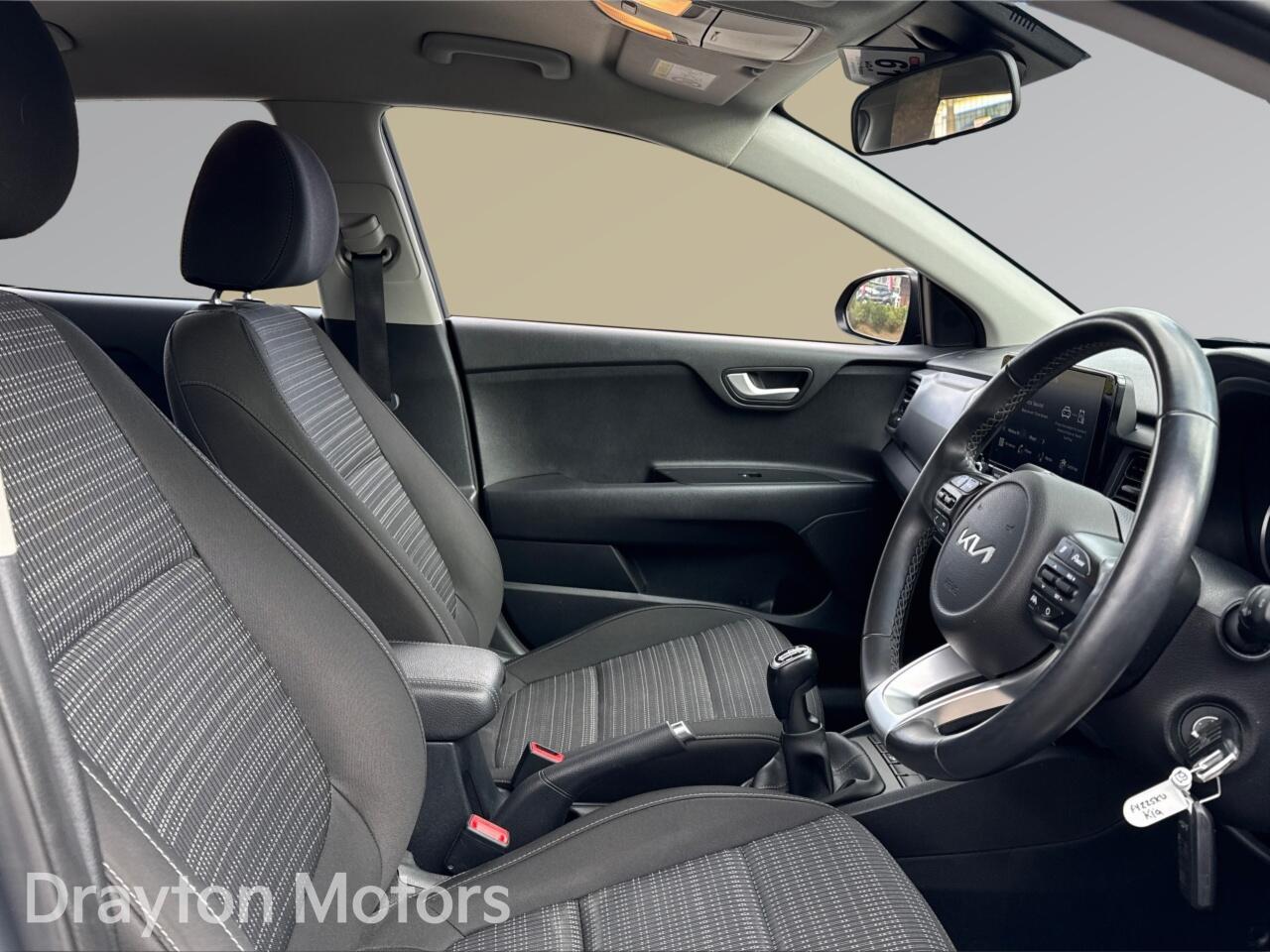 Used Kia Stonic 2022 for sale - 77824455: Photo 15