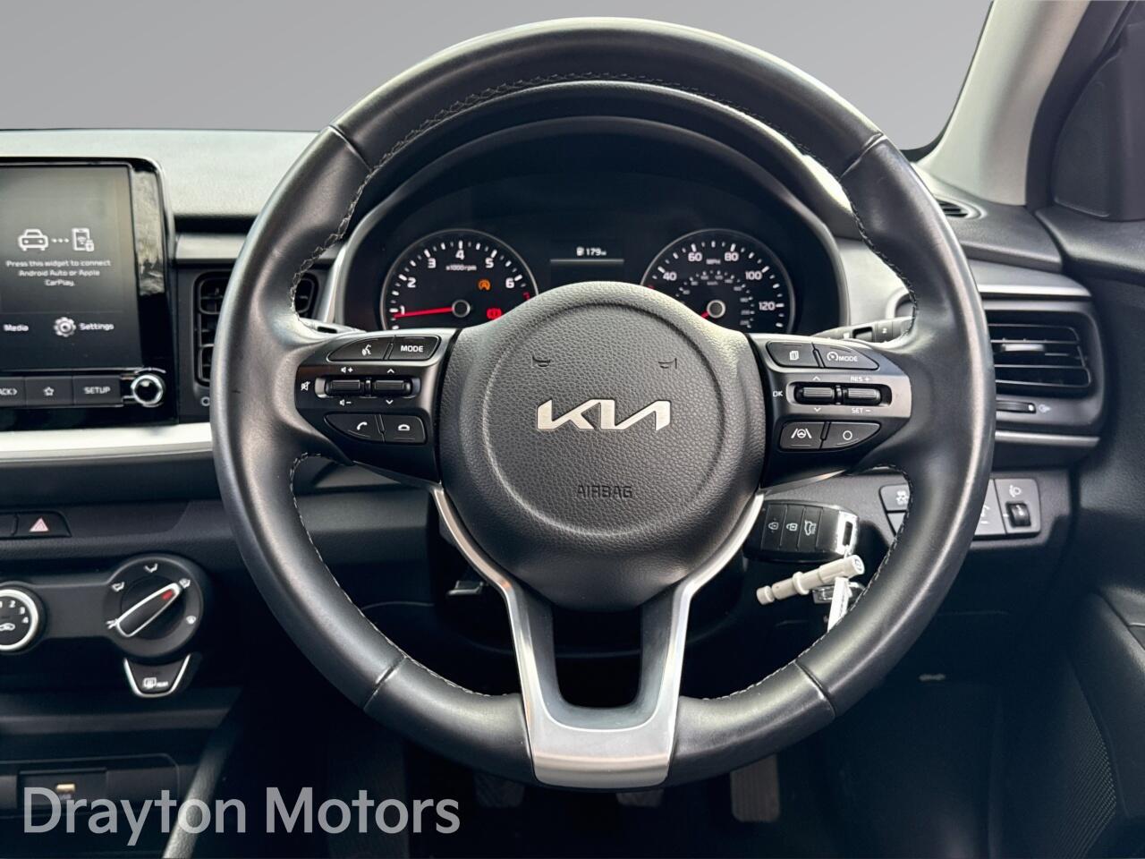 Used Kia Stonic 2022 for sale - 77824455: Photo 16