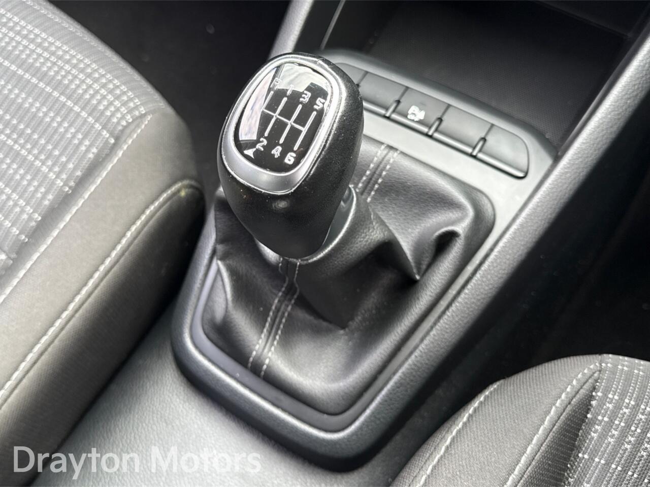 Used Kia Stonic 2022 for sale - 77824455: Photo 26