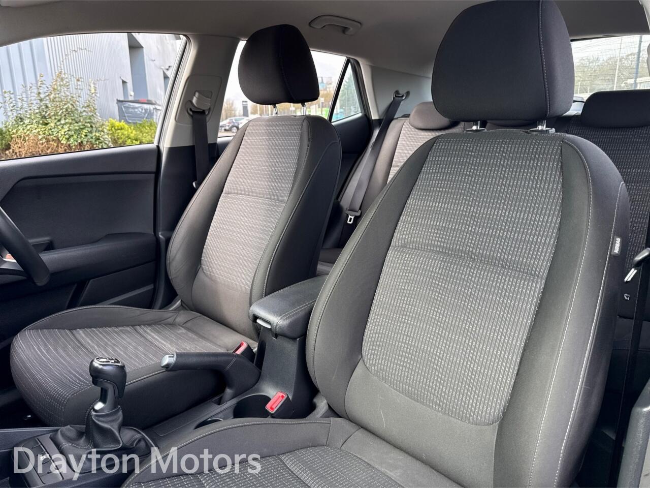 Used Kia Stonic 2022 for sale - 77824455: Photo 33