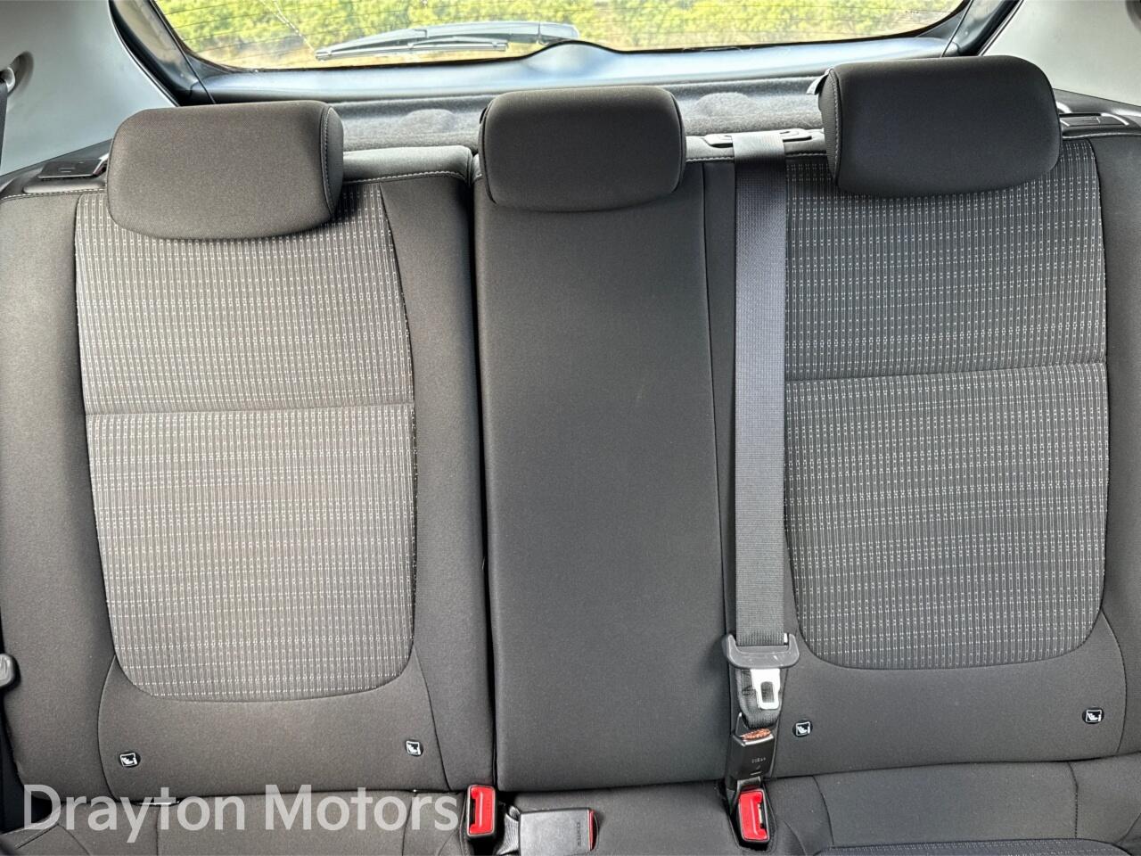 Used Kia Stonic 2022 for sale - 77824455: Photo 35