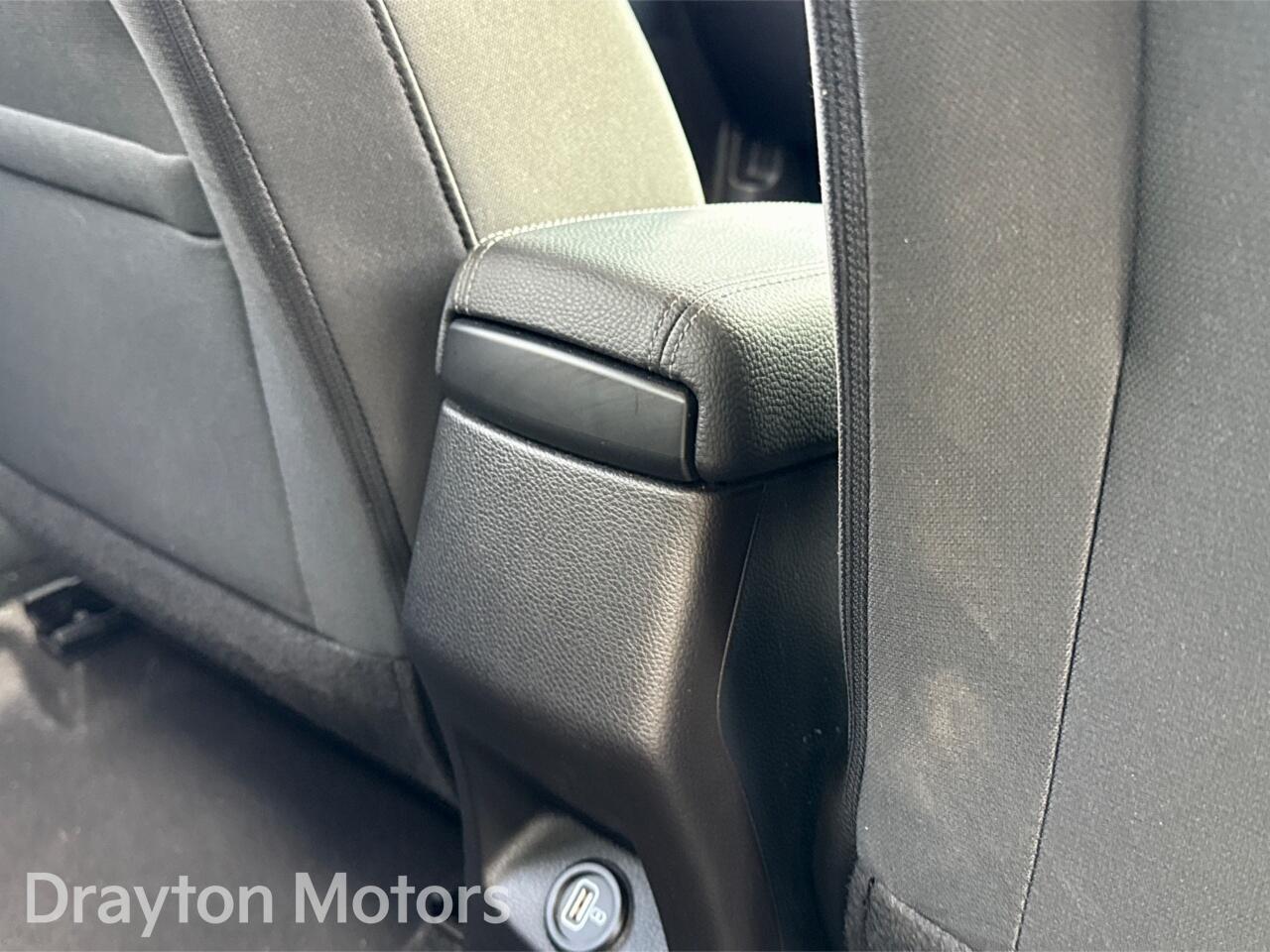 Used Kia Stonic 2022 for sale - 77824455: Photo 36