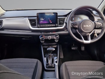Used Kia Stonic 2025 for sale - 79292725: Photo