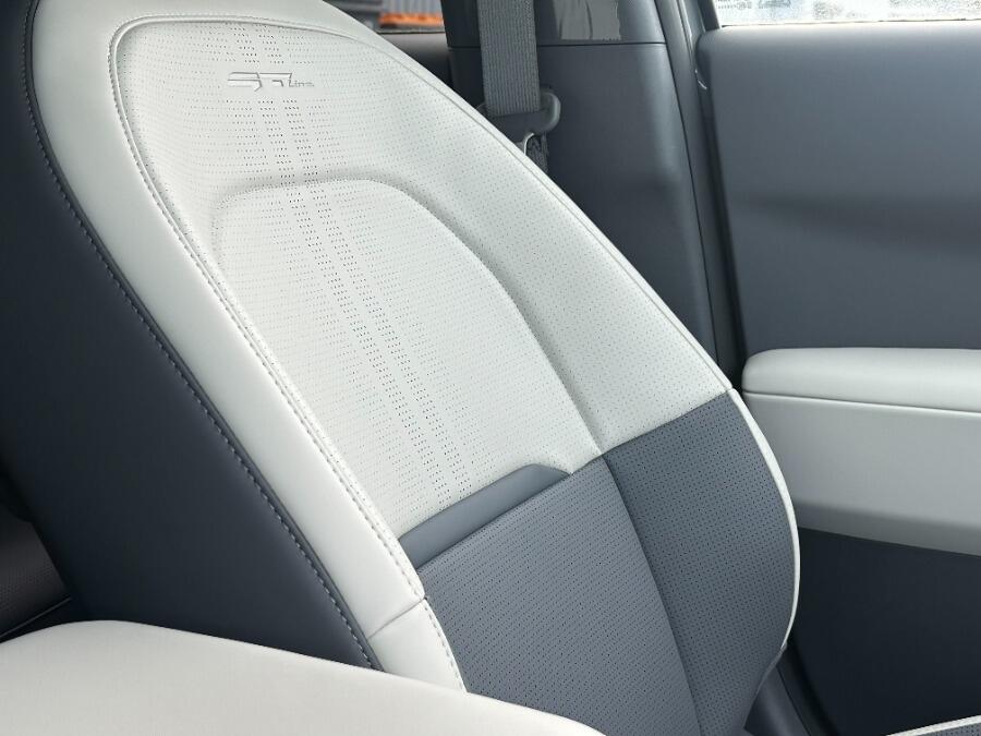 Used Kia EV3 2025 for sale - 76824192: Photo 65