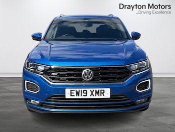 Used Volkswagen T-Roc 2019 for sale - 78245312: Photo