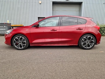 Used Ford Focus 2018 for sale - 75645529: Photo