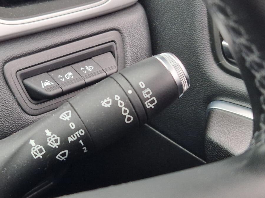 Used Renault Captur 2021 for sale - 76926155: Photo 43