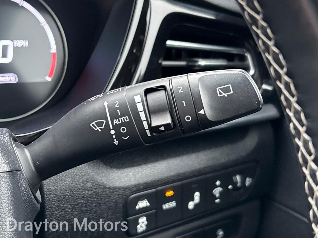 Used Kia Niro 2021 for sale - 77229582: Photo 32