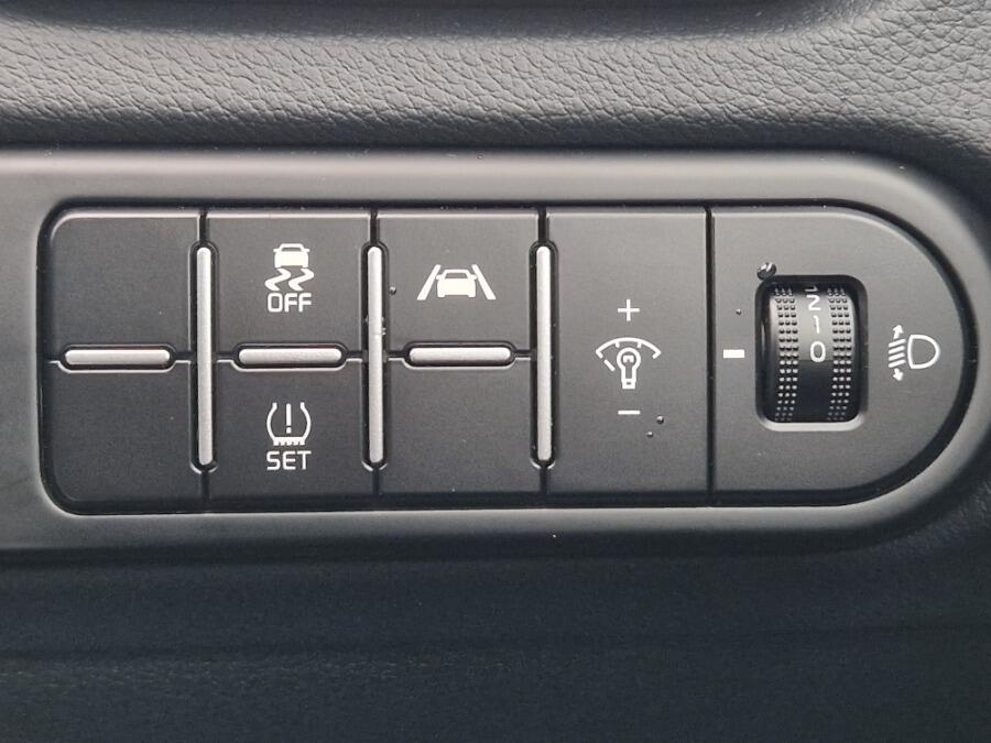 Used Kia Ceed 2025 for sale - 76839602: Photo 47