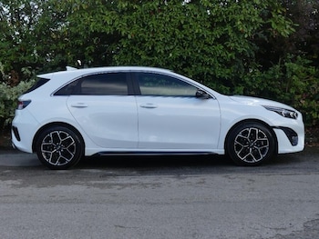 Used Kia Ceed 2025 for sale - 76839602: Photo