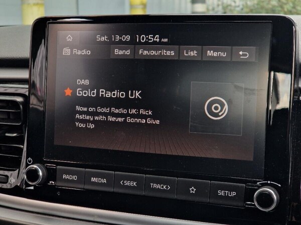 Used Kia Stonic 2024 for sale - 76227069: Photo 31