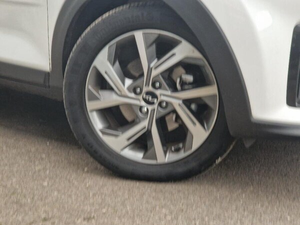 Used Kia Stonic 2024 for sale - 76227069: Photo 48