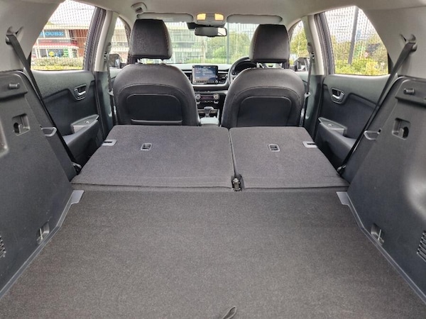 Used Kia Stonic 2024 for sale - 76227069: Photo 56