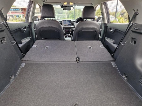 Used Kia Stonic 2024 for sale - 76227069: Photo 58