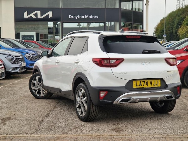 Used Kia Stonic 2024 for sale - 76227069: Photo 7