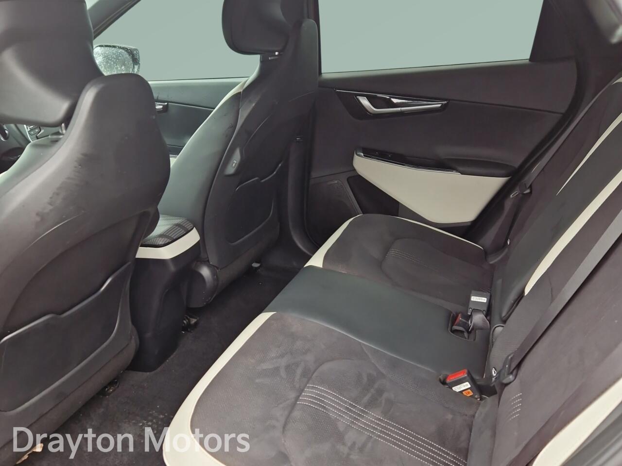 Used Kia EV6 2023 for sale - 77255337: Photo 14